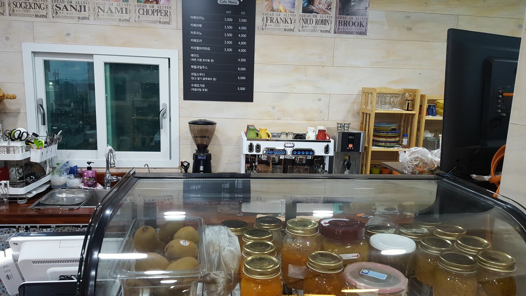Wind Jeju Cafe & Pension Согвіпо Екстер'єр фото