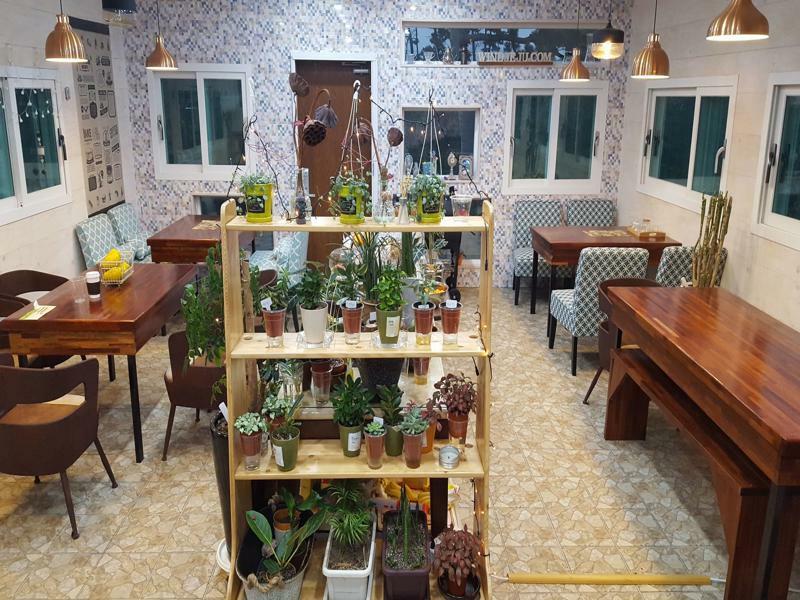 Wind Jeju Cafe & Pension Согвіпо Екстер'єр фото